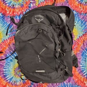 Osprey manta 34 bag used